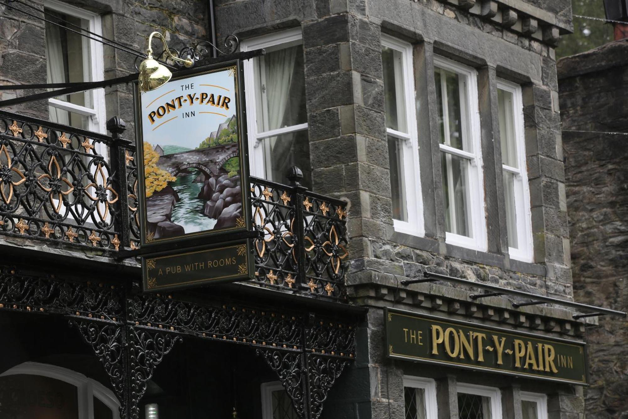 Pont y Pair Inn Betws-y-Coed Bagian luar foto