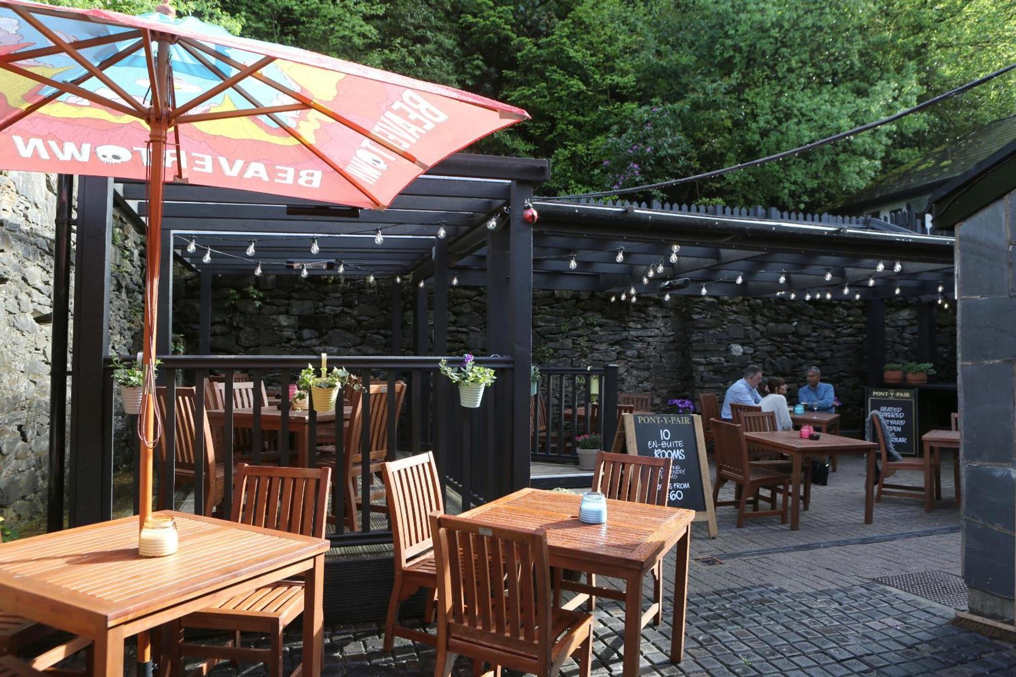 Pont y Pair Inn Betws-y-Coed Bagian luar foto